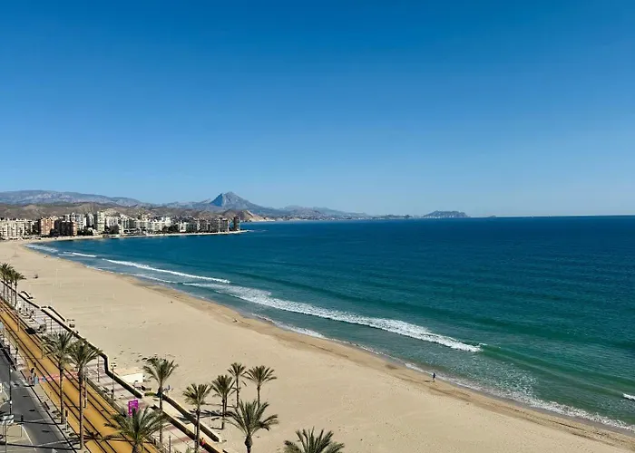 Vistas Al Mar, Piscina Y Playa