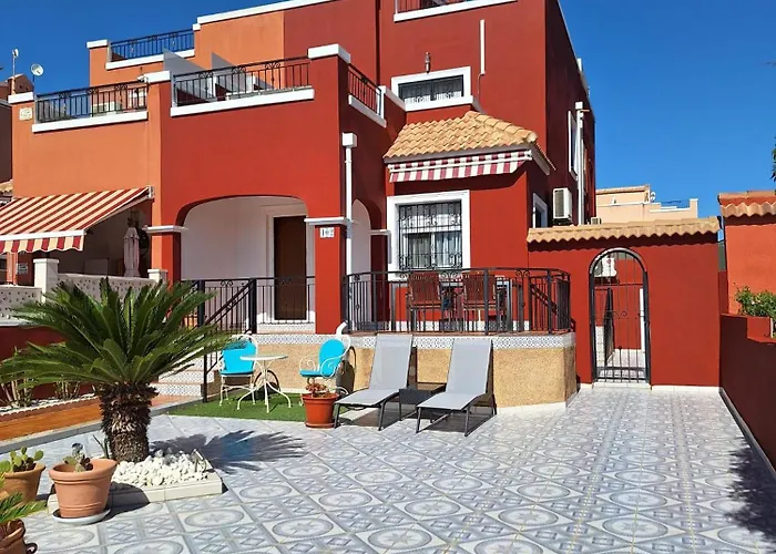 Casa Azul Los Montesinos