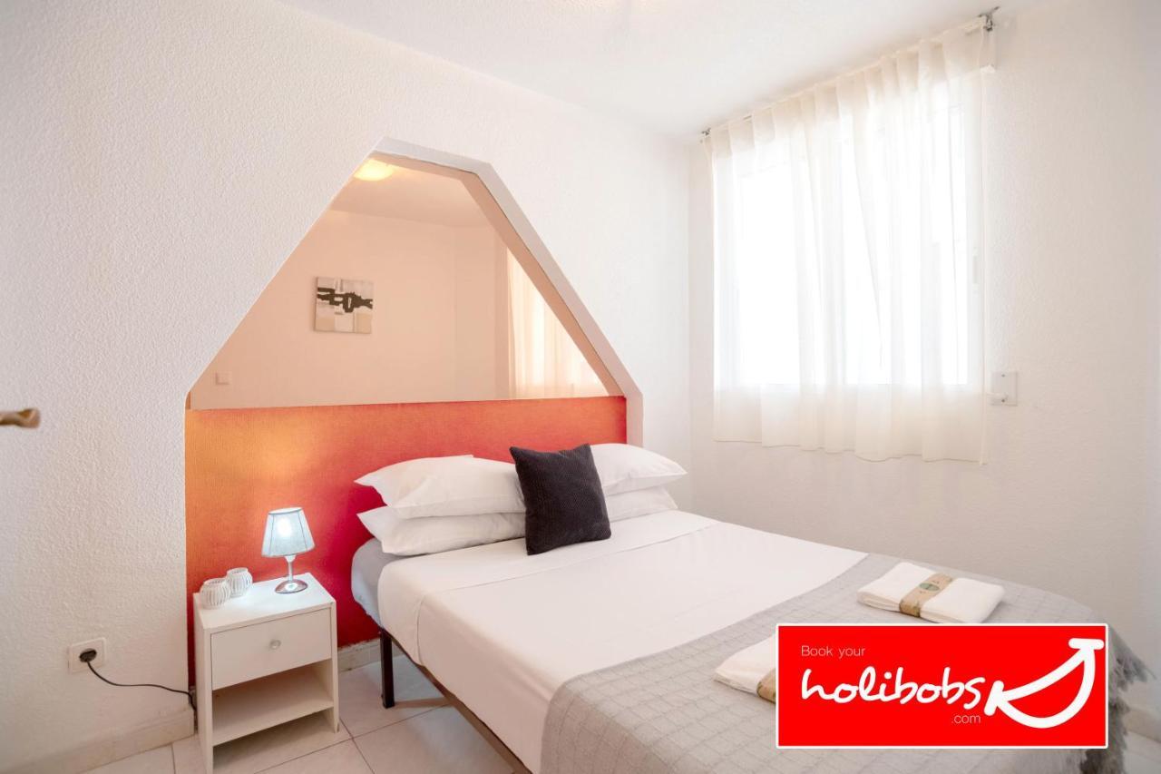 Cosy Couples Retreat With Epic Sunset And Sea Views L Pool L Perfect Location L Wifi And Netflix L Free Welcome Pack L 12-7 Apartment *