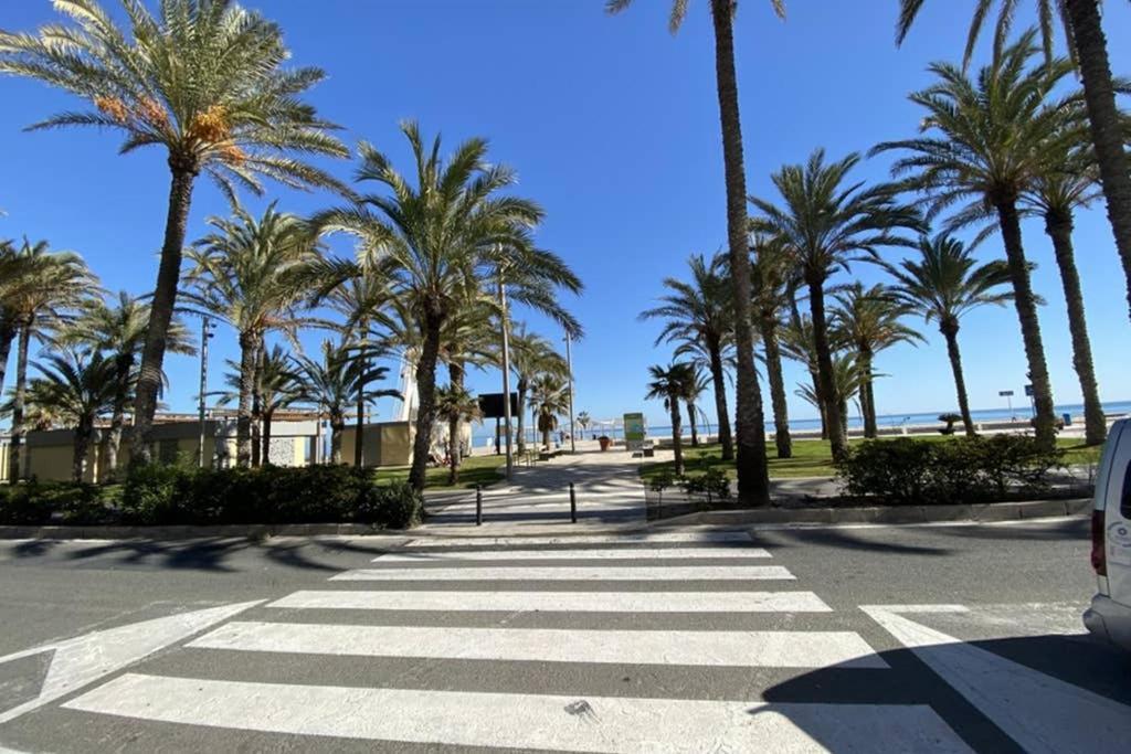 Nereo 7 Primera Linea De Playa San Juan Piscina, Parking Wifi Inmobiliaria Leo Apartamento *