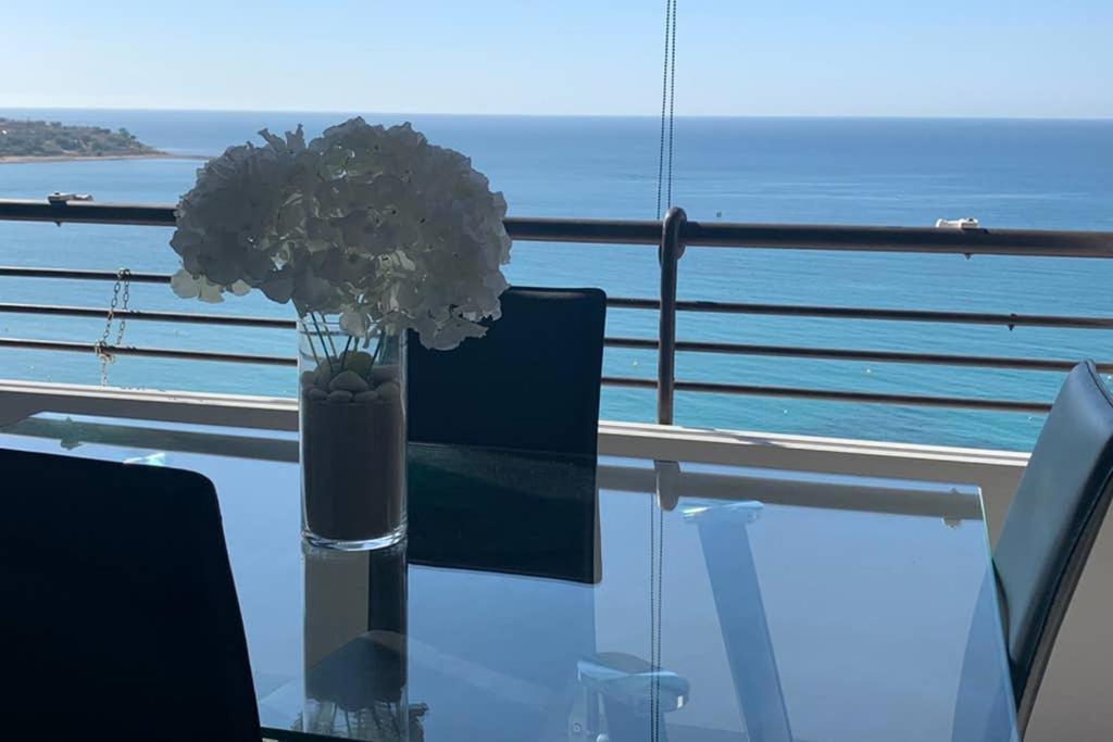 Apartamento Playa Albufereta. Espectaculares Vistas Al Mar. Alicante