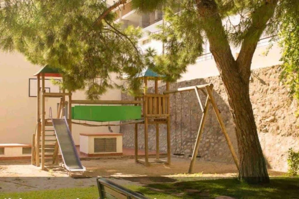Playa Albufereta. Espectaculares Vistas Al Mar. Apartamento *