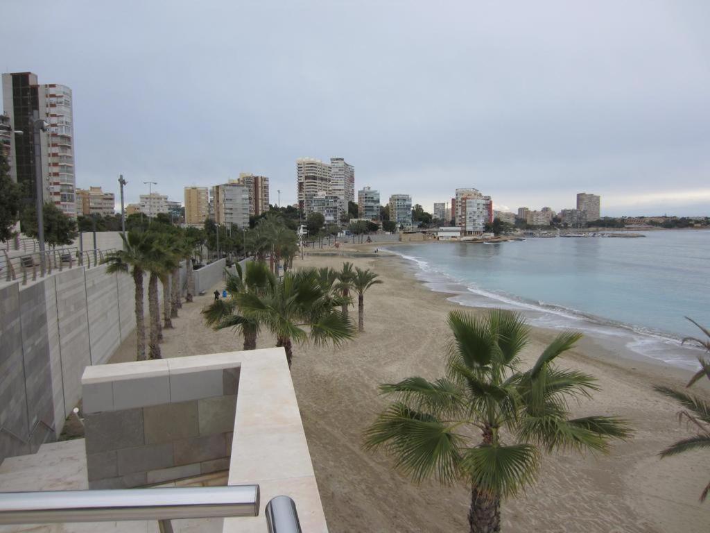 Mirando Al Mar Apartment *