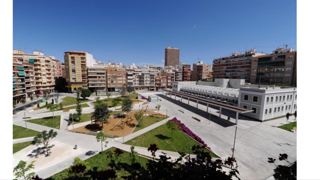 Apartment Luxury New Centre & Beach, *