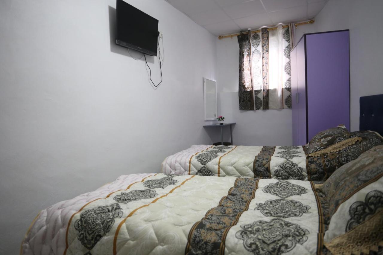Hostal Penssion Dali *