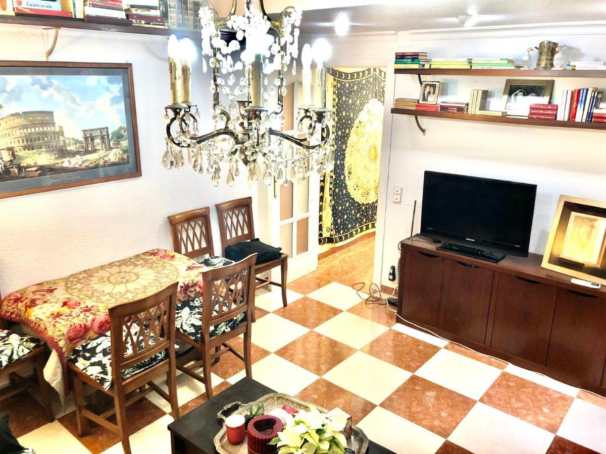 Mirror Centro Homestay *