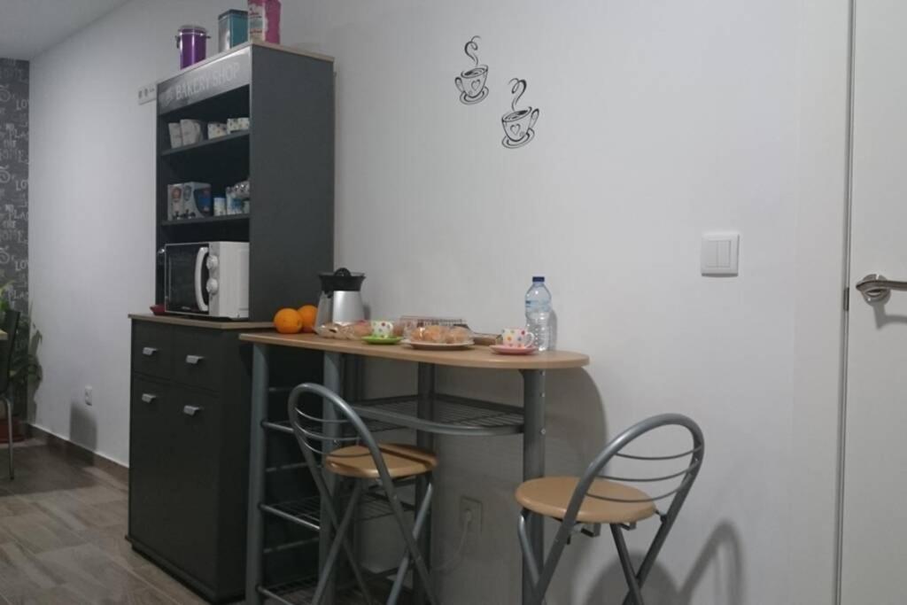Espacioso Y Céntrico Piso Con Zona Chill-out Apartamento *