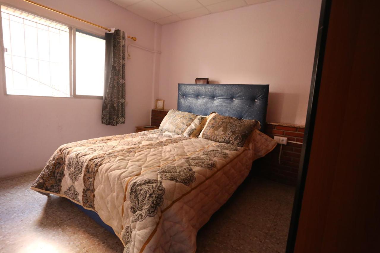 Hostal Penssion Dali Alicante