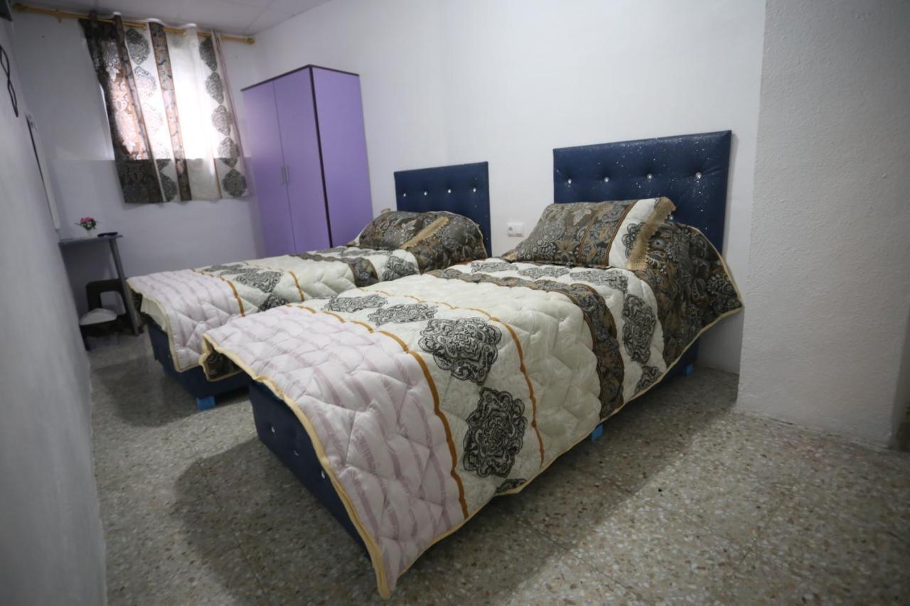Hostal Penssion Dali *