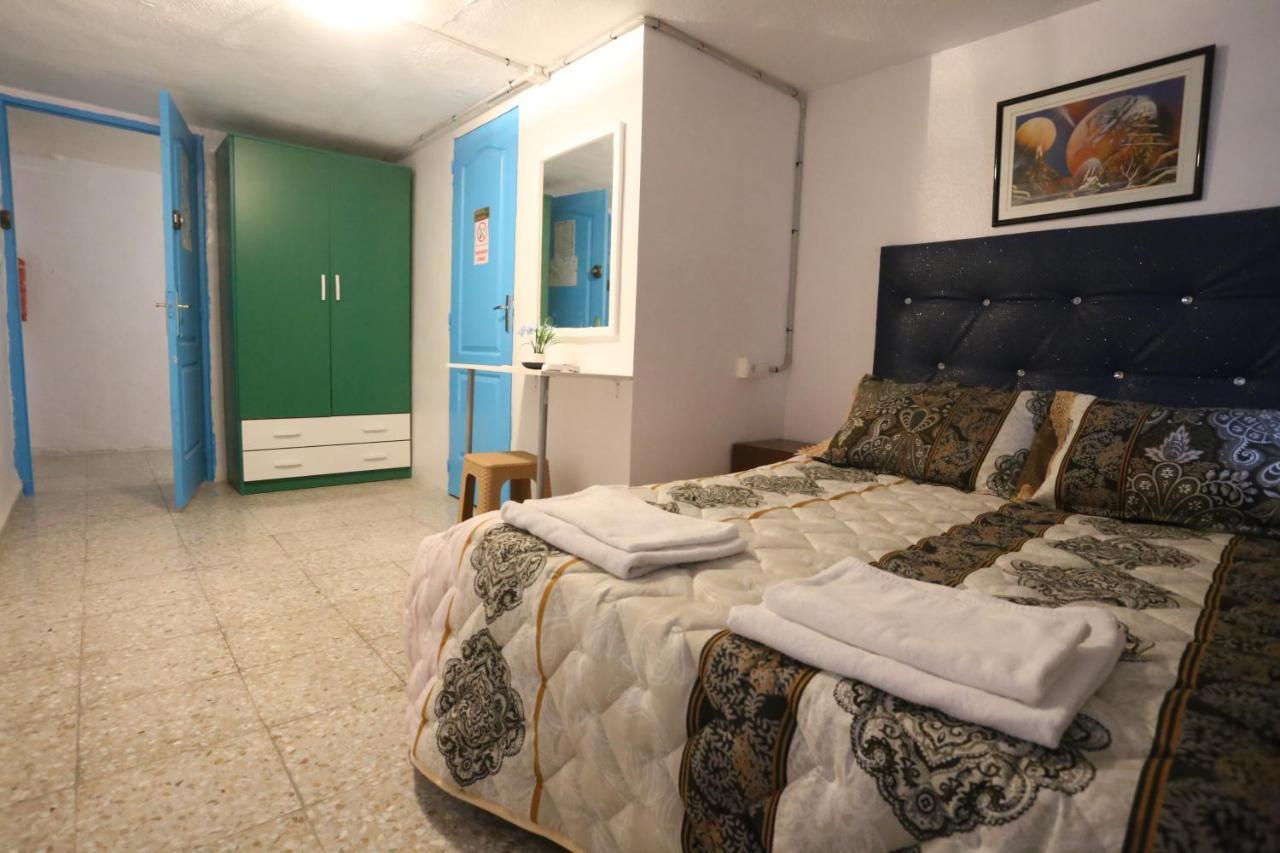 Penssion Dali Hostal