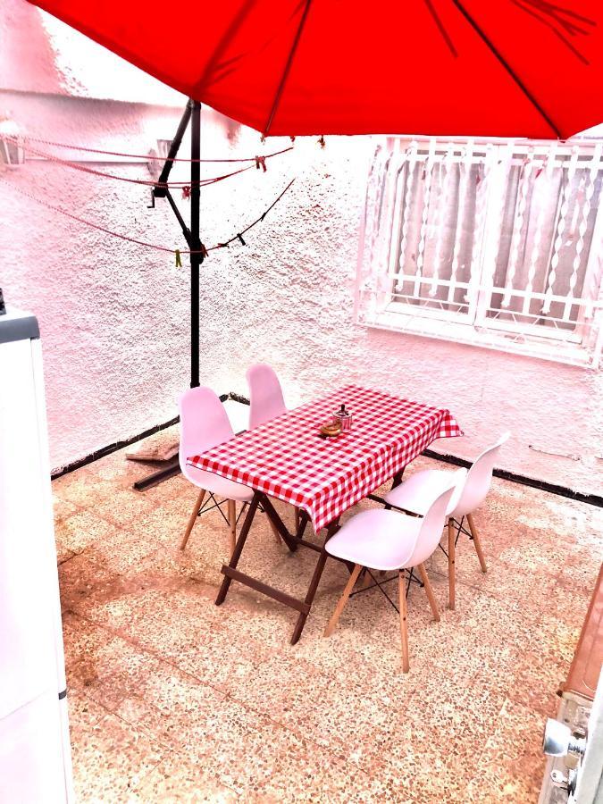 Mirror Centro Homestay Alicante
