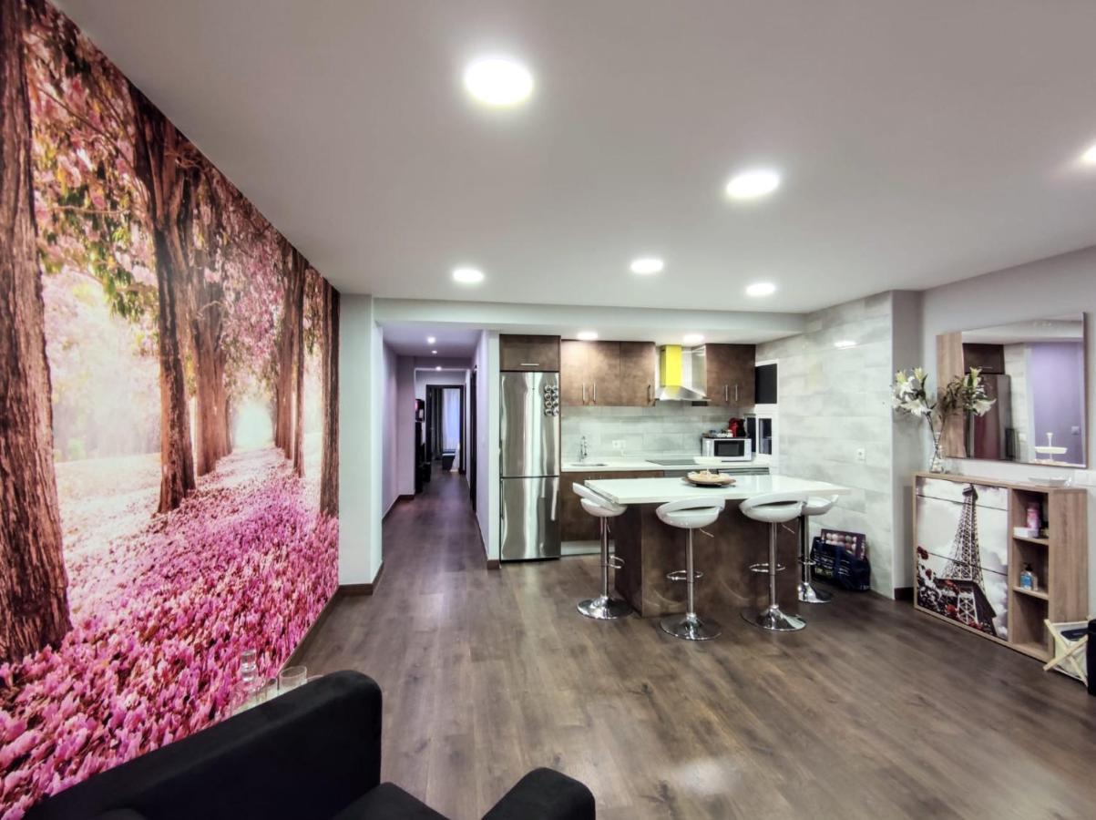 Luxury New Centre & Beach, Apartment Alicante