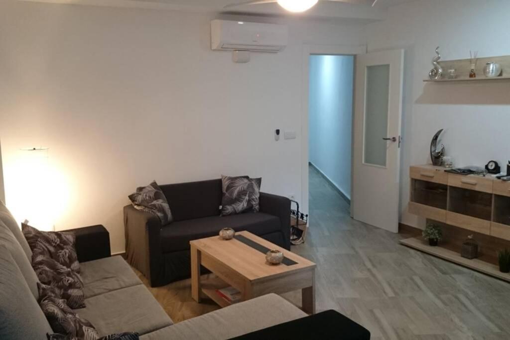Espacioso Y Céntrico Piso Con Zona Chill-out Apartamento *
