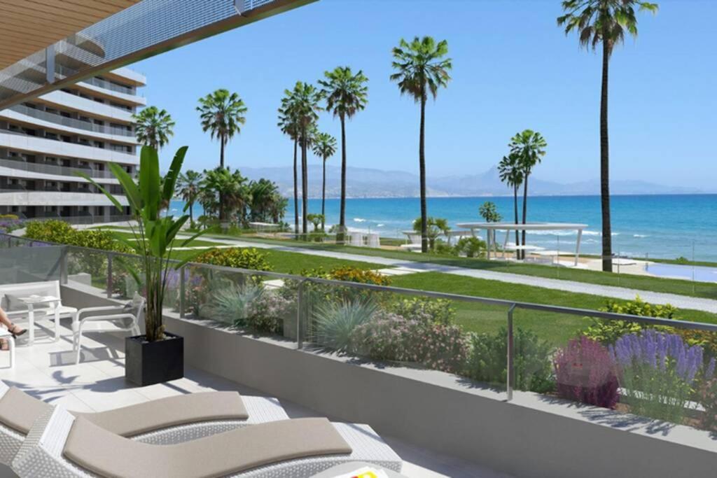 5* Apt, Location, Playa San Juan, Heated Pool Apartamento