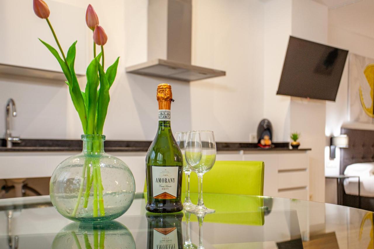 Myflats Luxury Downtown Apartment *