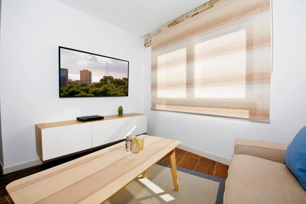 Apartment Amazing 3bd Apt. Beach And Center + Parking Alicante