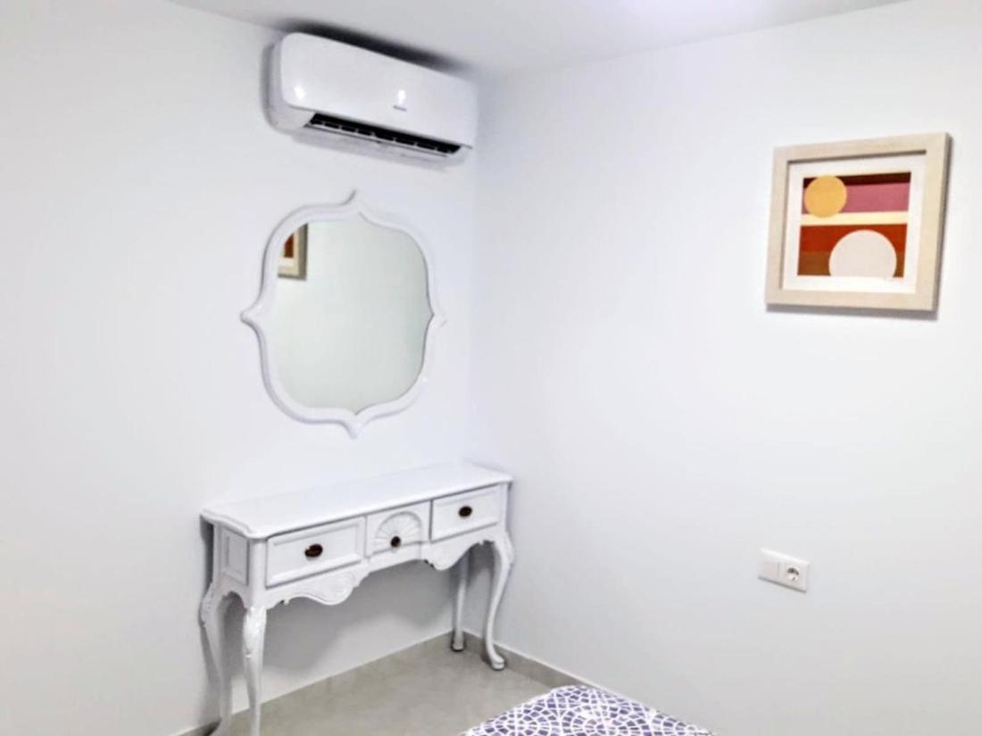 Stunning 2 Bedroom Fully Refurbished With Air-conditioning Apartamento Alicante