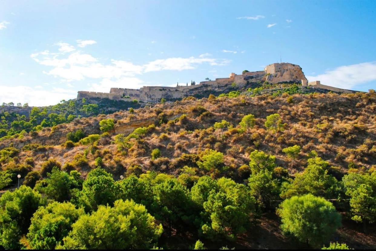 Amazing 3bd Apt. Beach And Center + Parking * Alicante