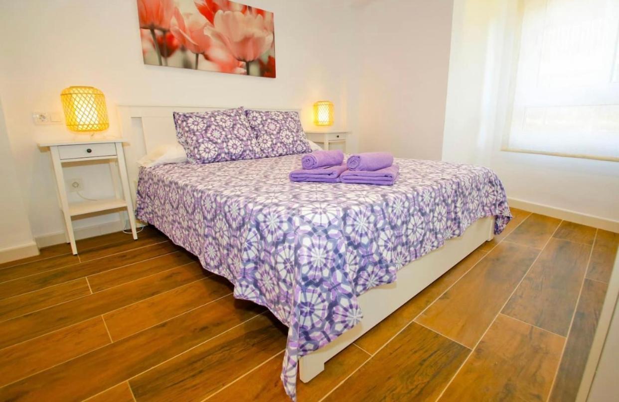 Apartment Amazing 3bd Apt. Beach And Center + Parking *