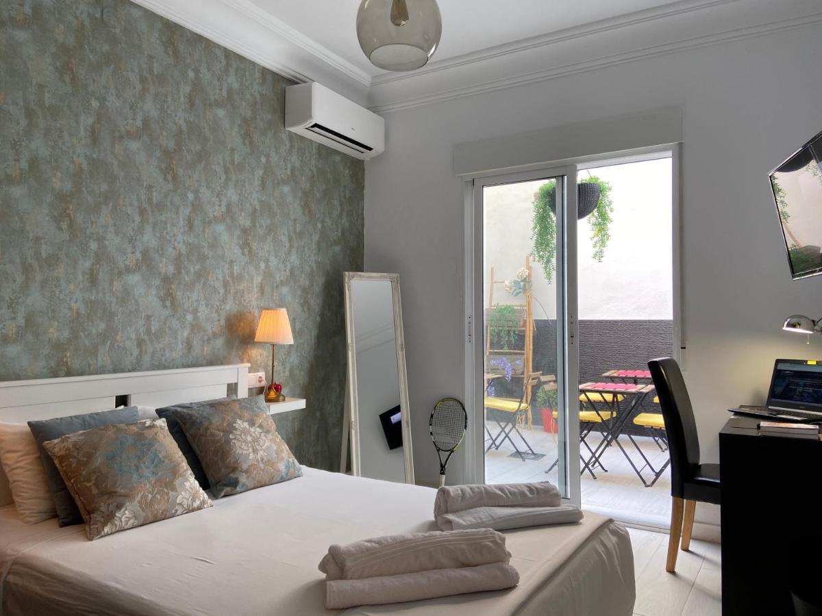 San Carlos Apartment *