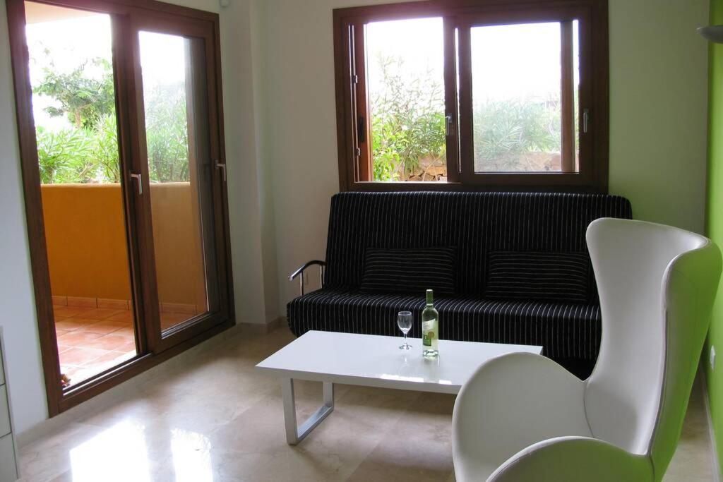 Punta Prima Modern, 100 M Sea, 2 Swimming-pools, Aircondition, Free Wi-fi * Alicante