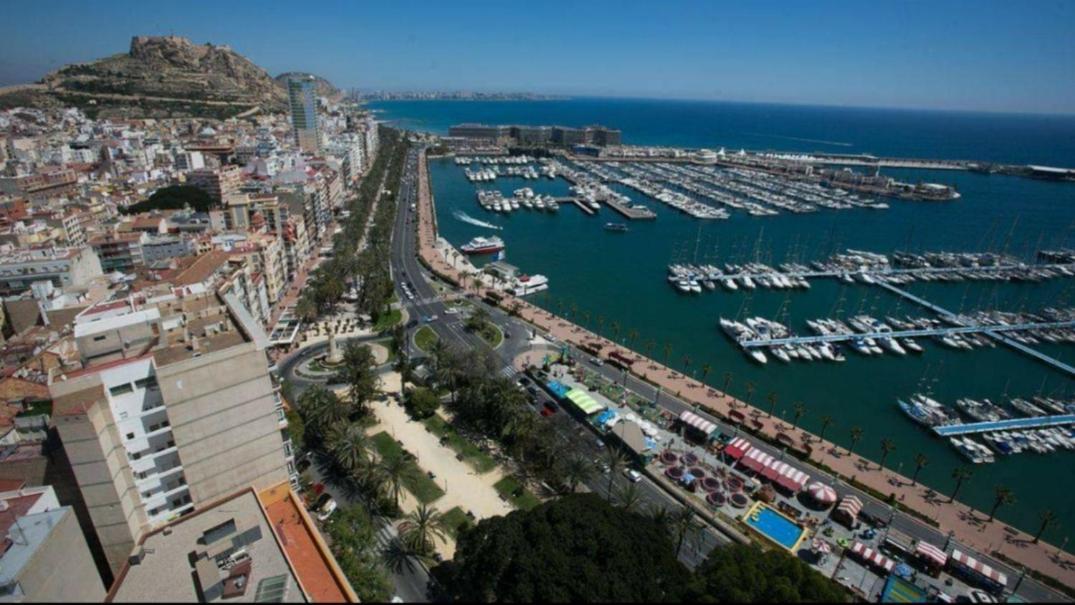 Estudio De Lujo Casaturis En El Corazón De A114 Apartamento Alicante