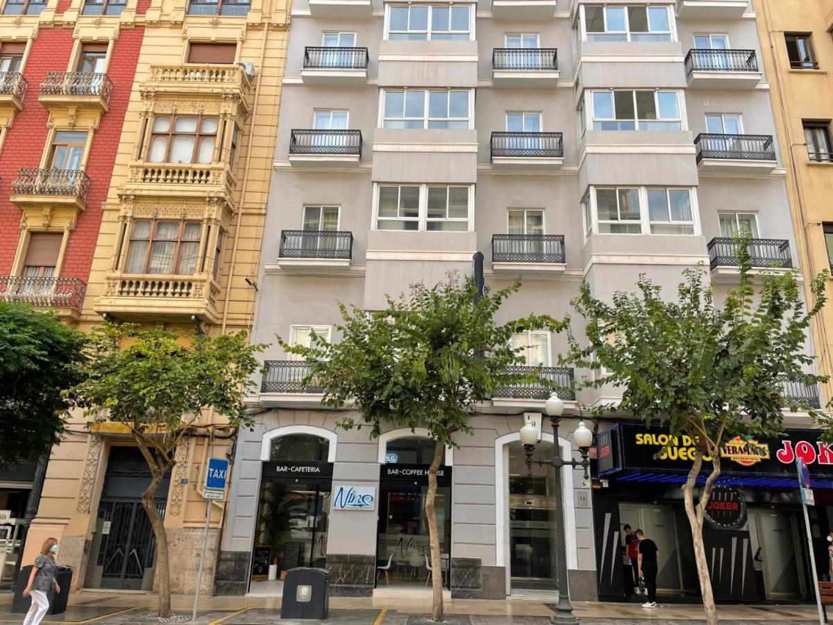 Mendez Nuñez Hotel