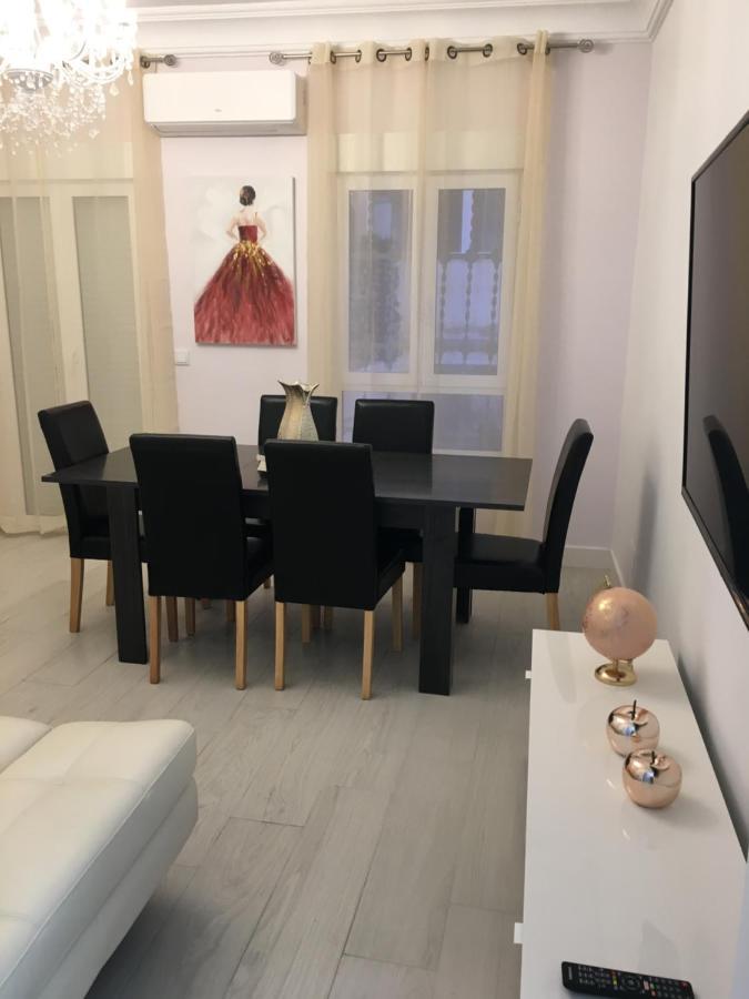 San Carlos Apartment