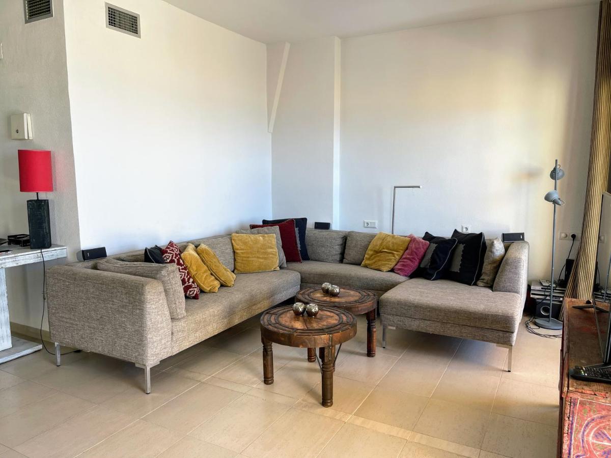 Campomanes Luxury Terrace Apartment