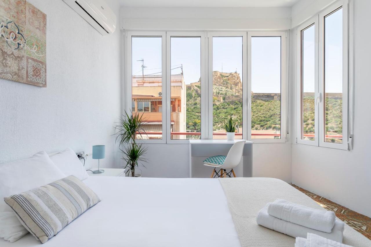 Casa Mila Sv19 Pensión