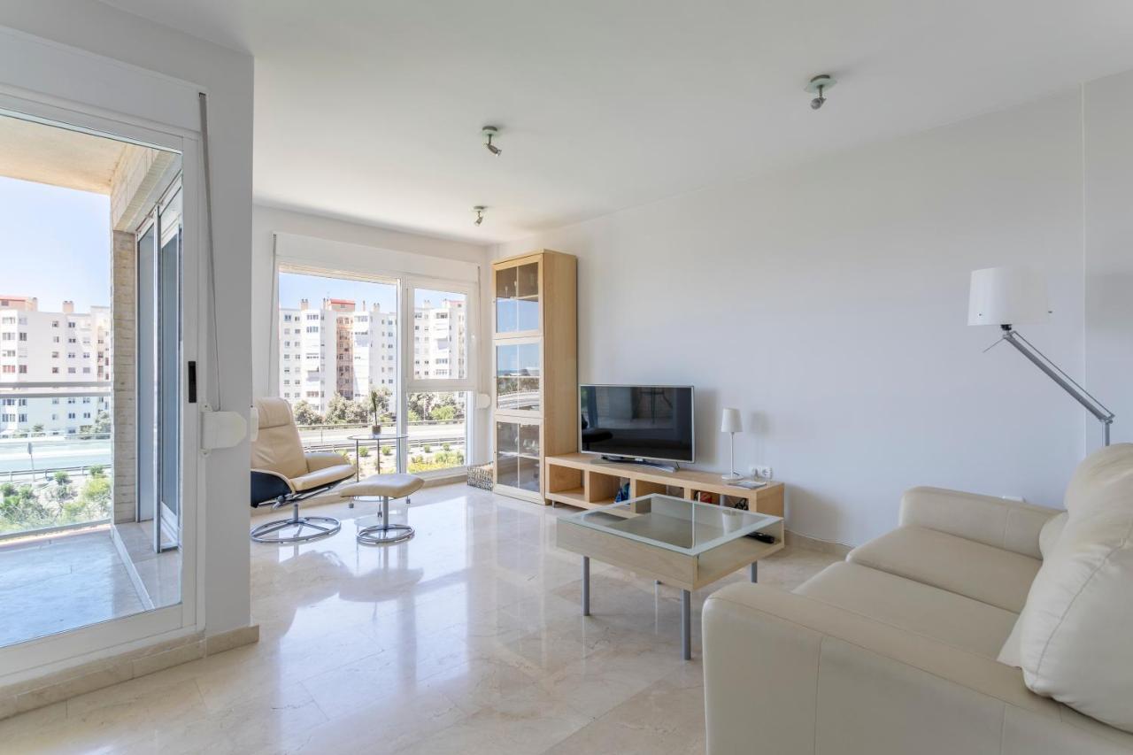Luxury Seaview Apartment *