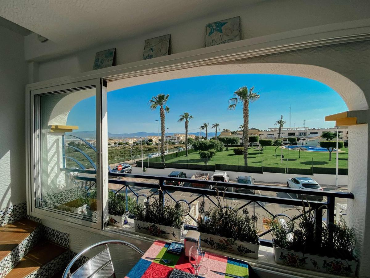 Apartment Stunning 2 Bedroom With Pool View Alicante