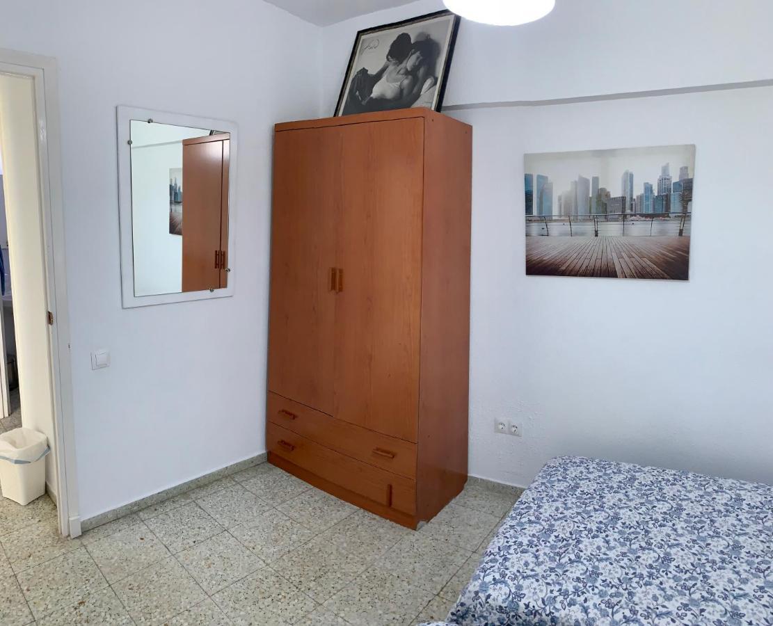 Orange Apartment *