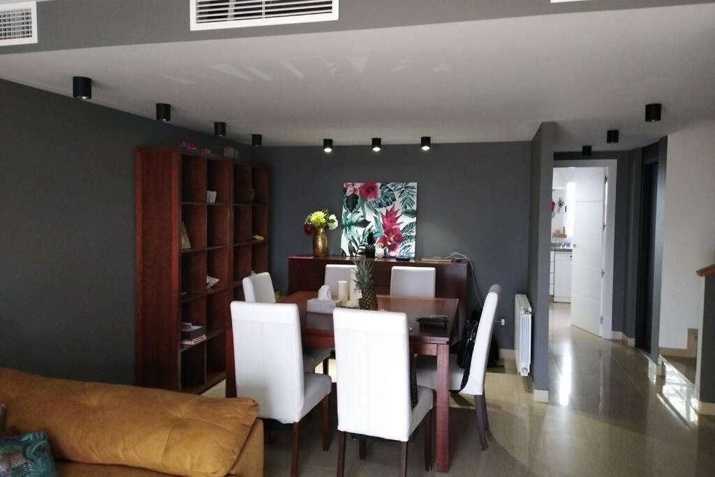 Fantastico Bungalow Oceano, Primera Linea De Playa * Alicante