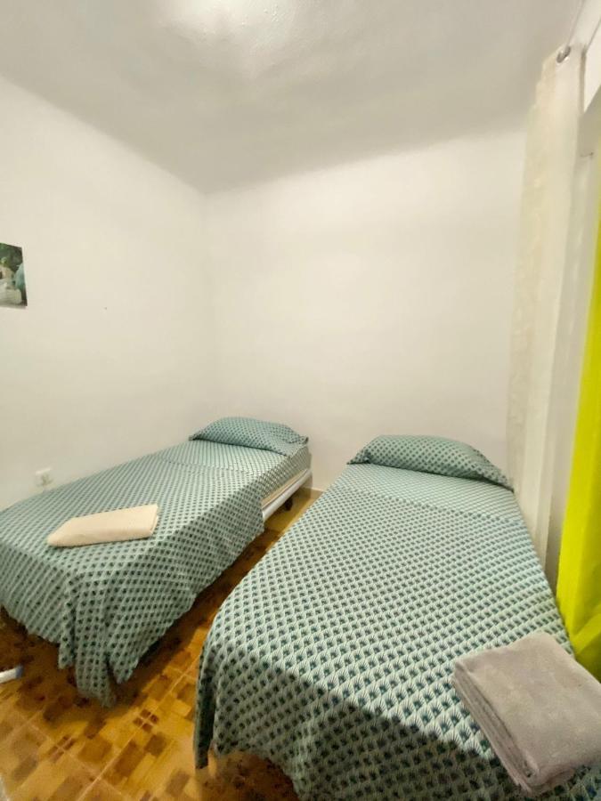 1 Private With A Window Near The Sea, Wifi Habitación en casa particular