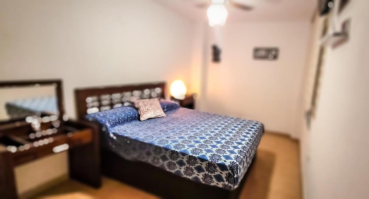 Habitación En Piso Particular *