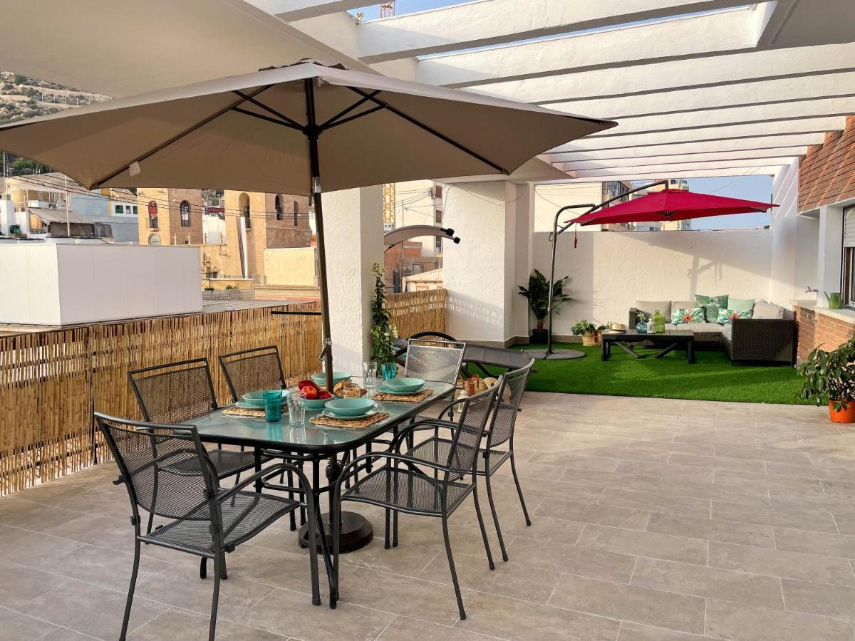 Apartamento La Terraza. Vistas Al Castillo A 1 Min. De La Playa Alicante