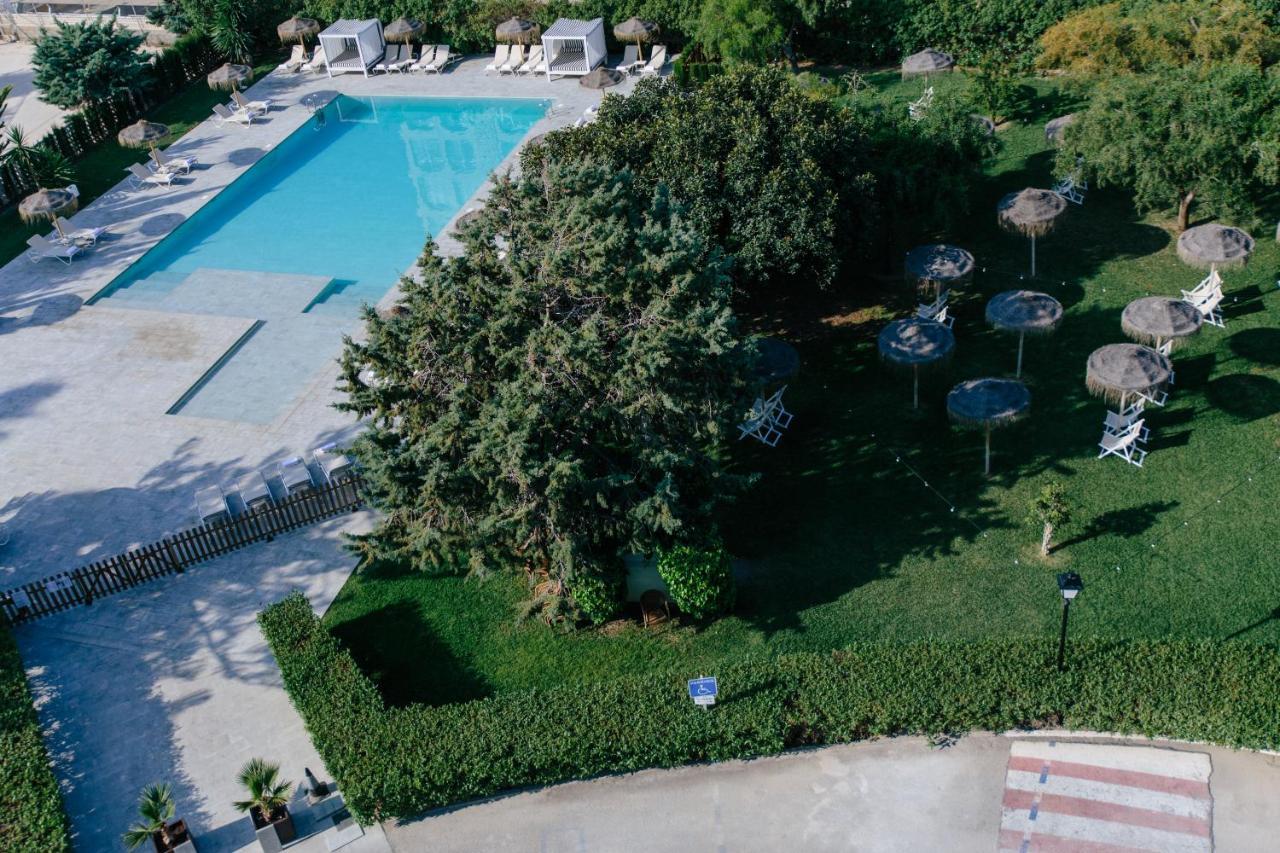 Almirante Hotel 3*