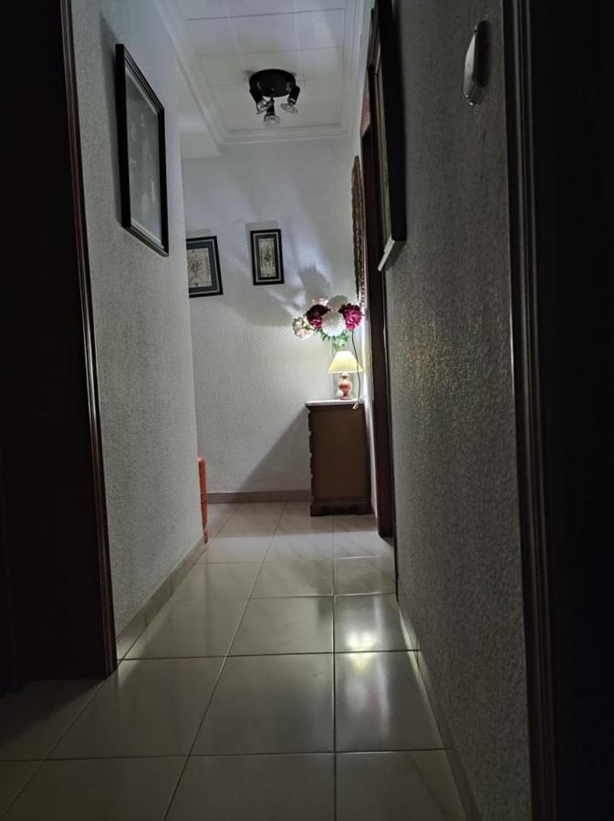 30-1- комната в квартире для 1 до 2 человек, Homestay Alicante