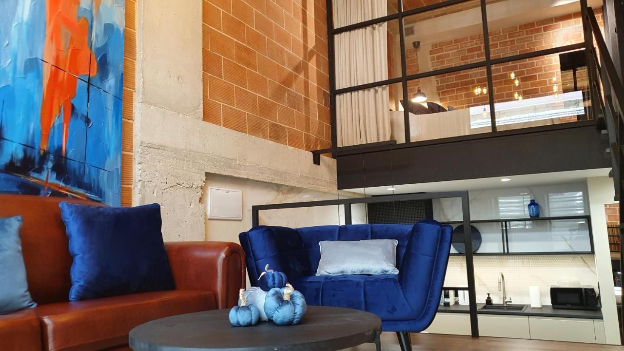 Apartment Two-level Catchy Loft & Castle