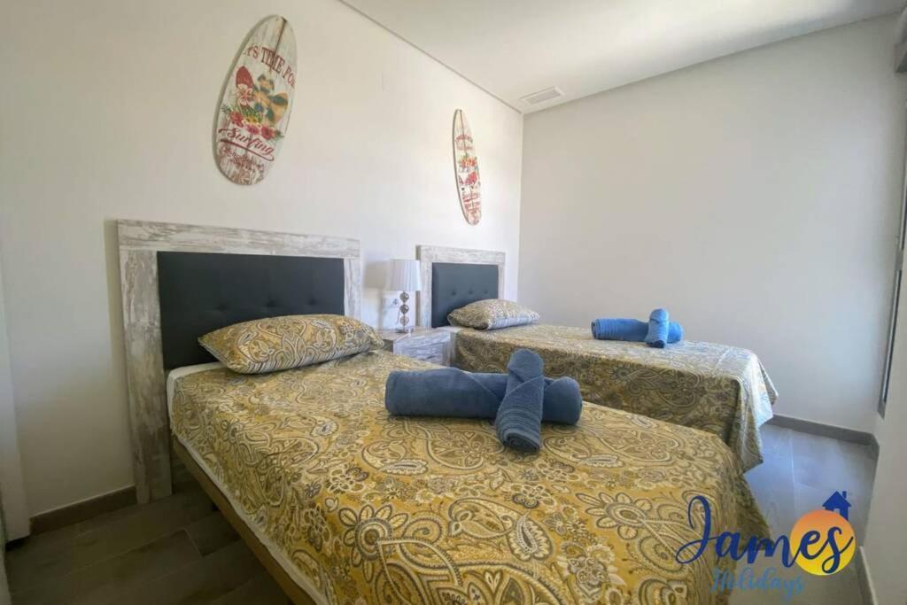 Hills Luxury With Comm Pool Apartamento