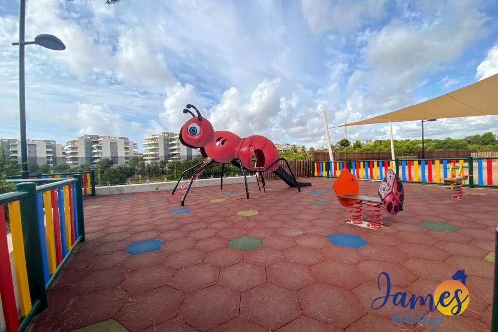 Hills Luxury With Comm Pool Apartamento *