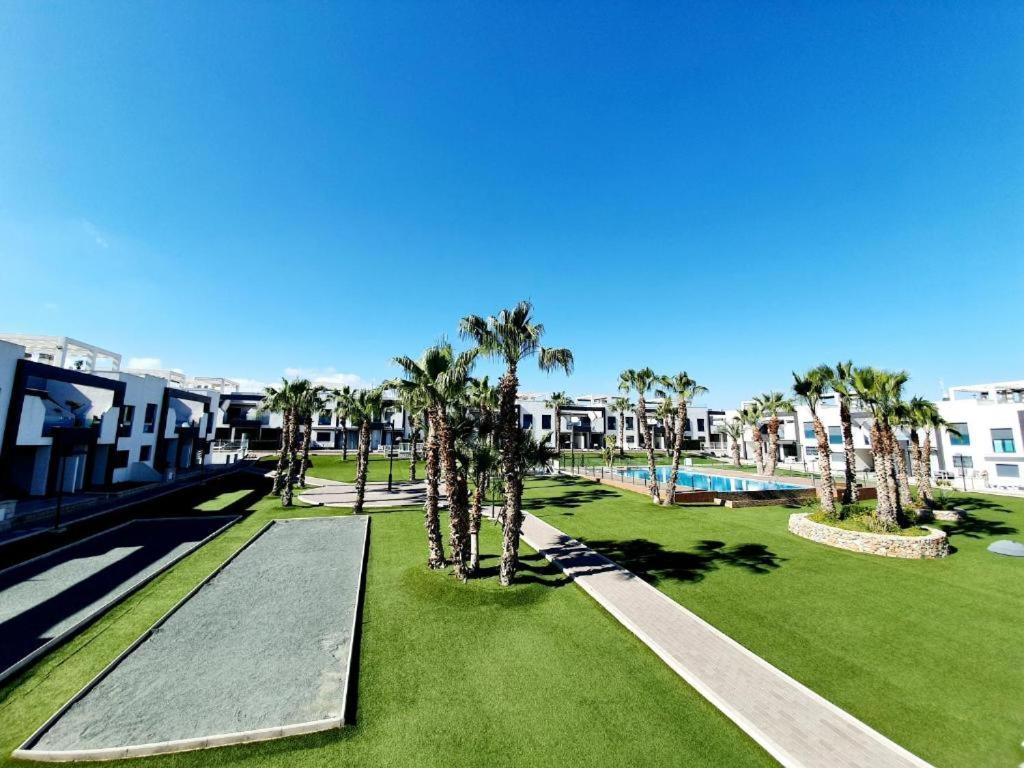 Oasis Viviane Alicante