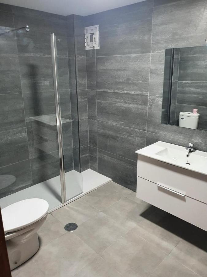 Piso Grande Amplio Grandes Grupos 4 2 Baños, 4ac Y Wifi Alicante
