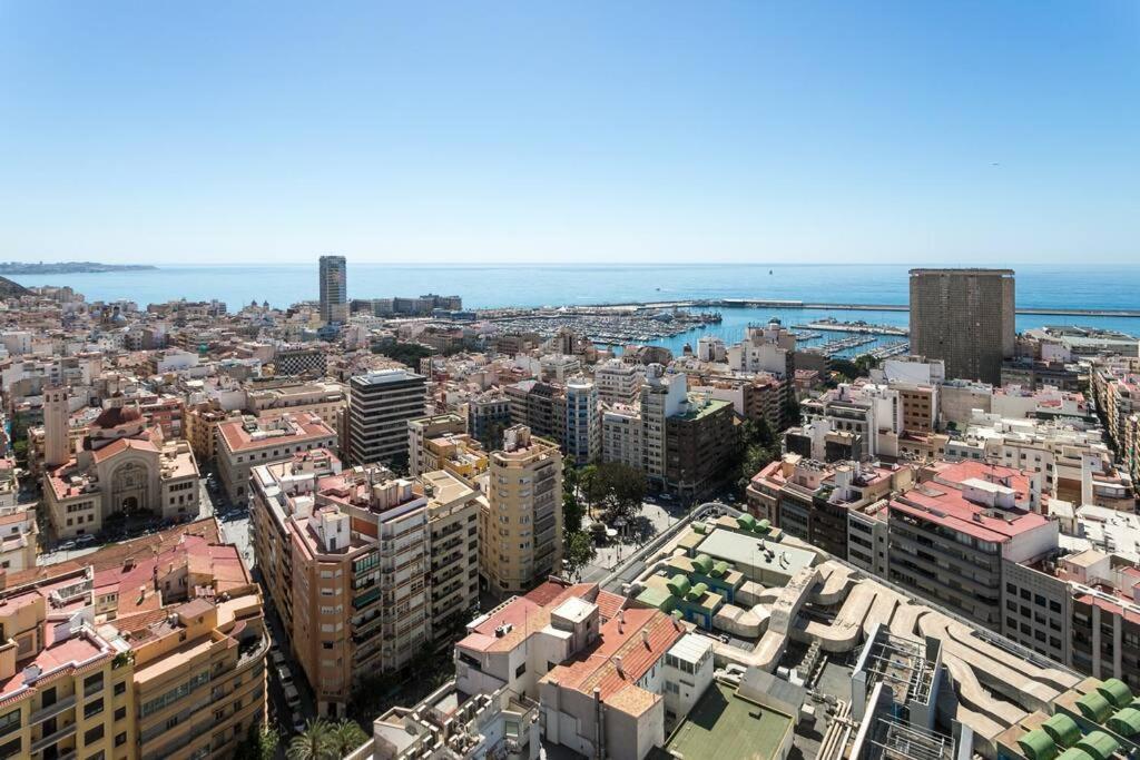 Apartamento Breathtaking Sea View From Downtown Alicante! Alicante