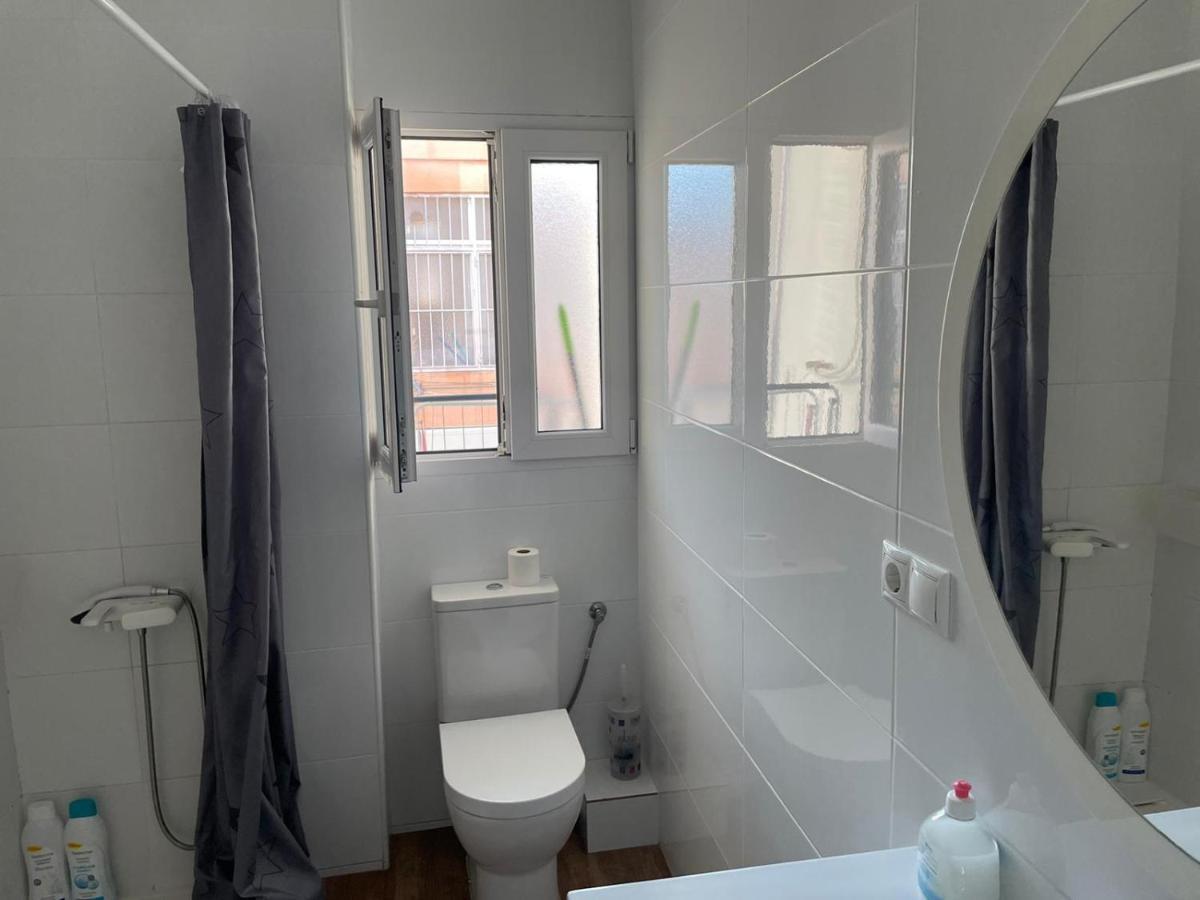 Casaalicante Private For Up To 5 People Zentrale Ac Bedroom Klimaanlage Habitación en casa particular Alicante