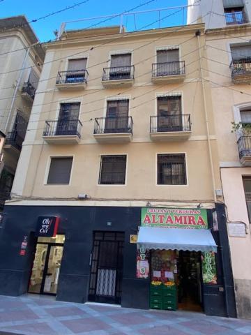 Altamira Very Large Apartment
