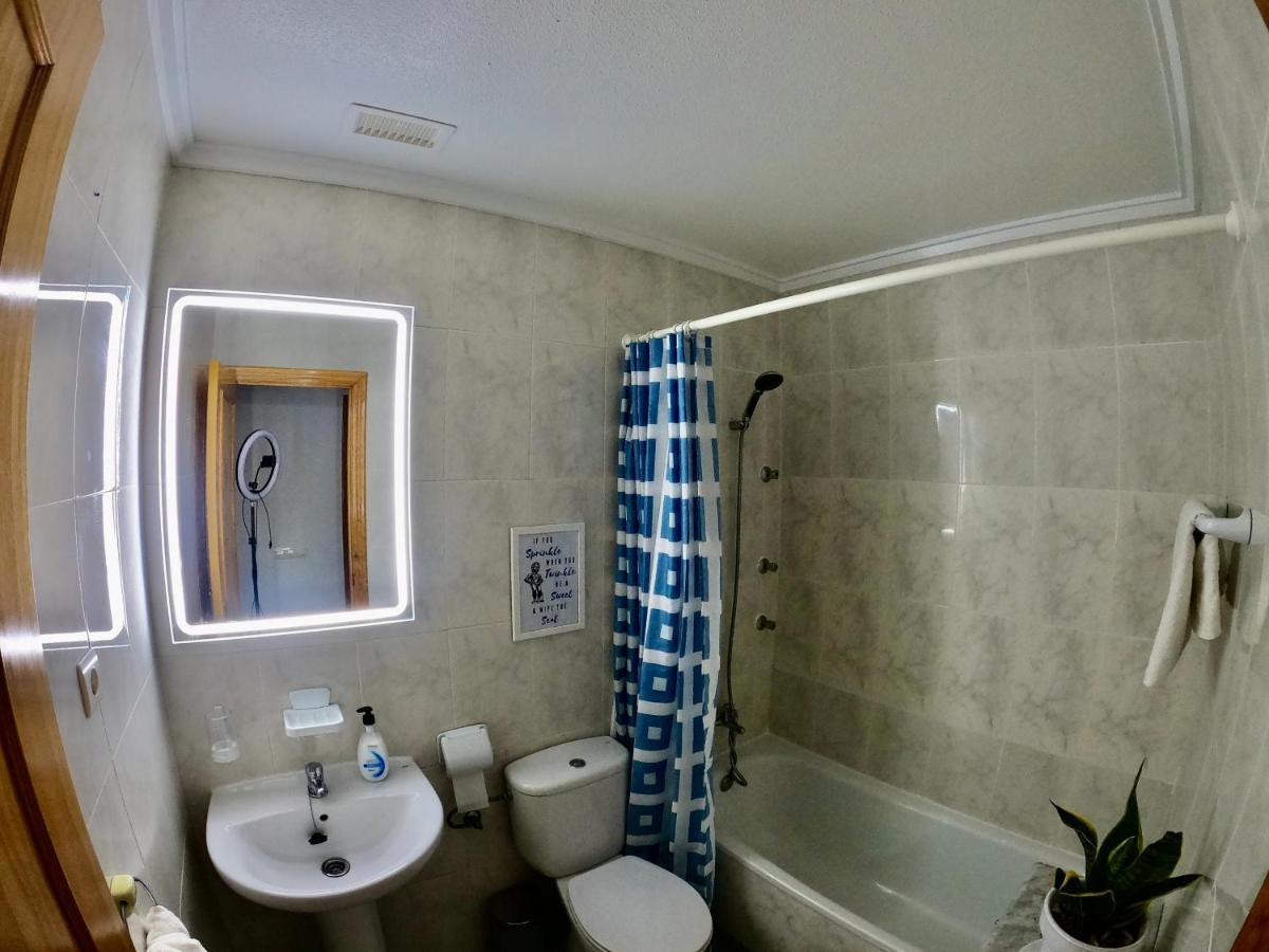 Close To Beaches & Golf Courses - With Pool & Bbq Alicante