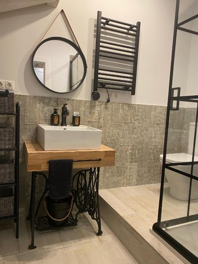 Apartment View 4 U -