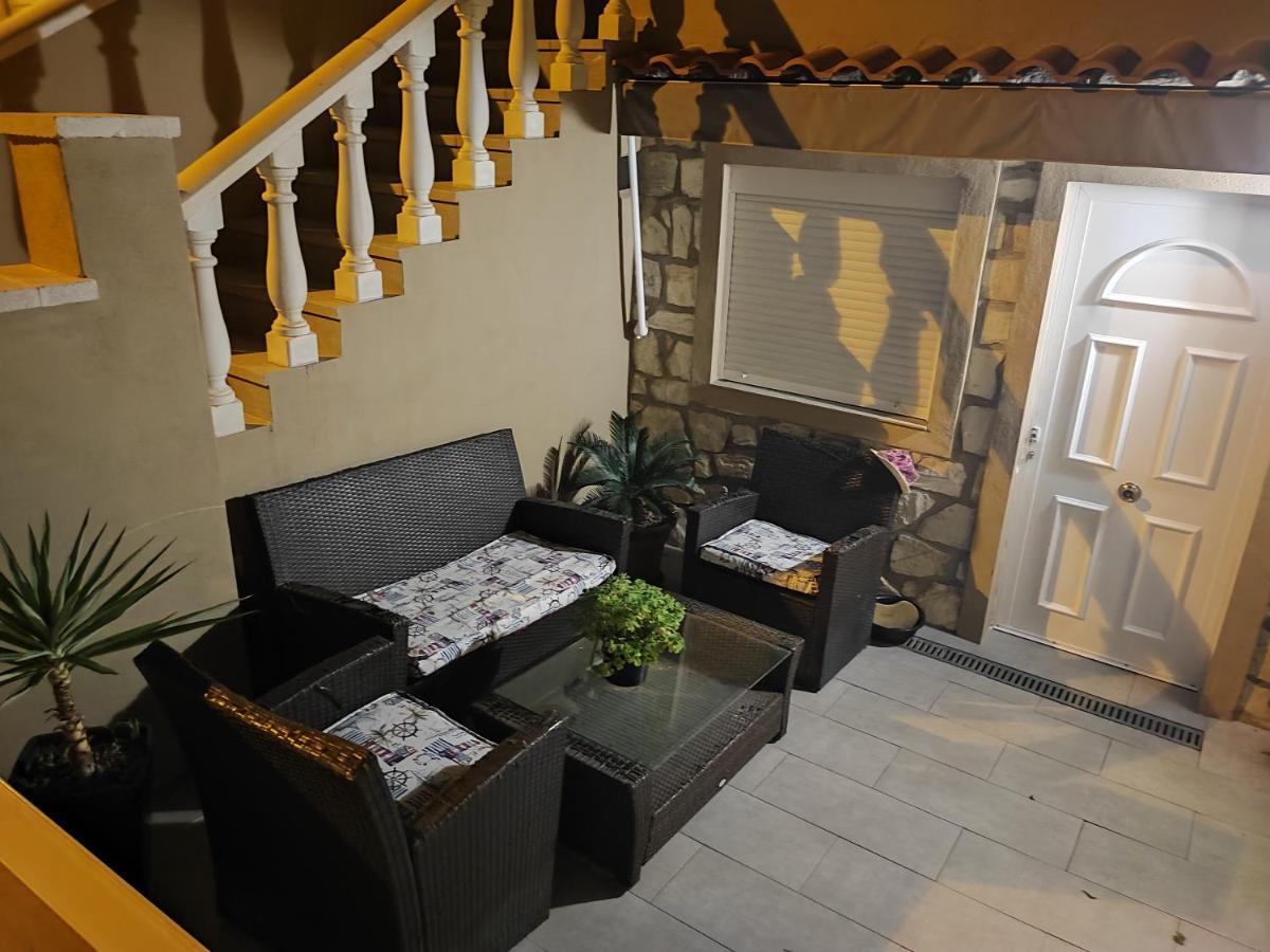 Villanekane Apartamento Alicante